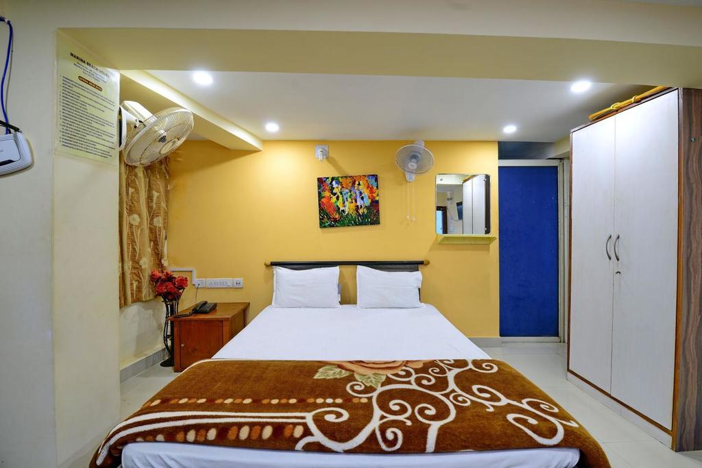 Marina Beach House Hotel Пури Екстериор снимка